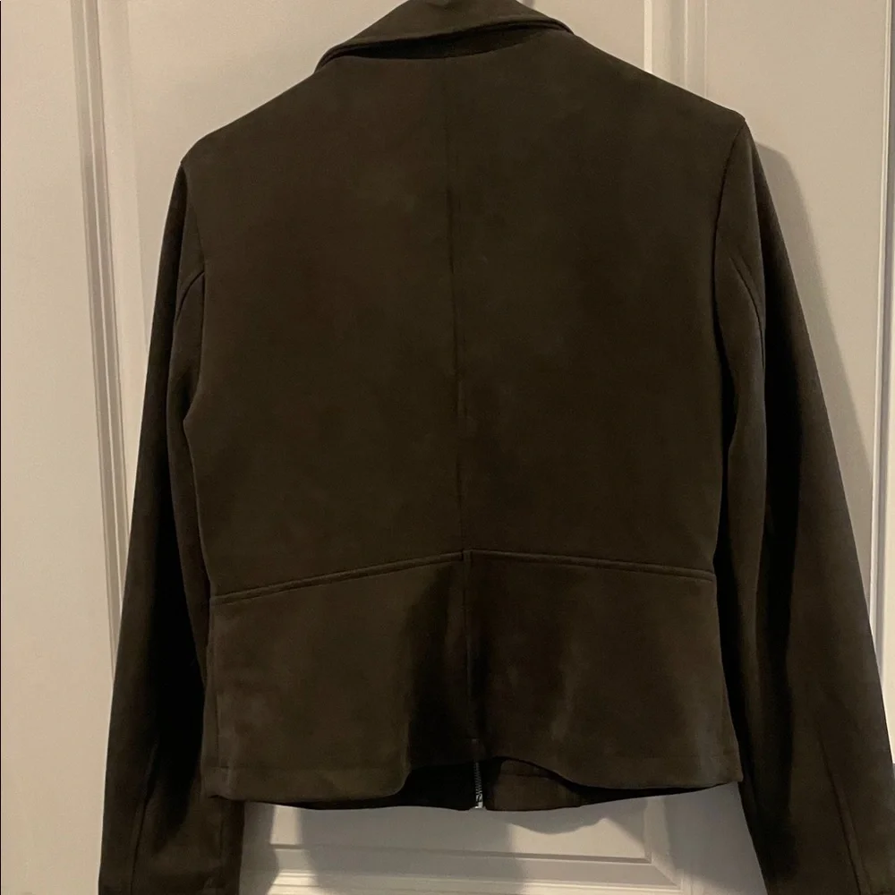 Chic Olive Jacket - Picture 3 of 3